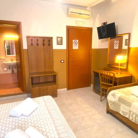 Booking Now Rome-Address Via Palestro,56- Breakfast Included Eksteriør billede