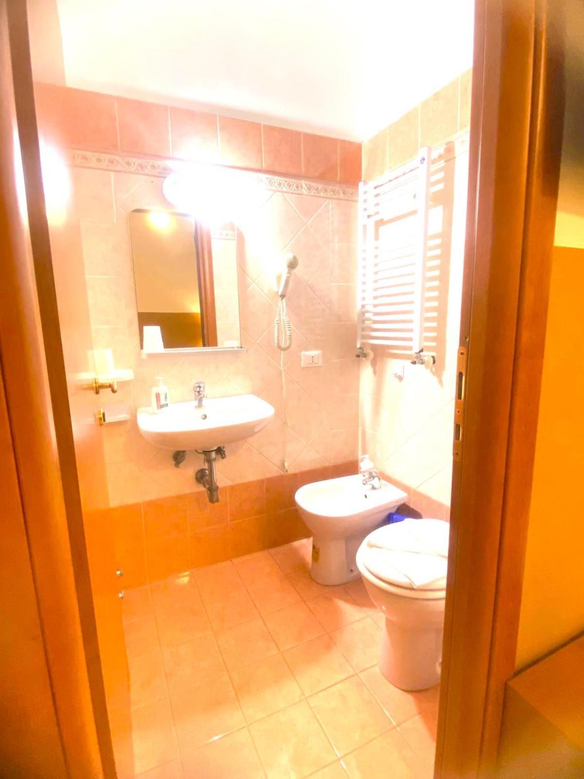 Booking Now Rome-Address Via Palestro,56- Breakfast Included Eksteriør billede